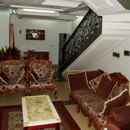 Hotel Residence Jeanne D'Arc Cotonou Kültér fotó