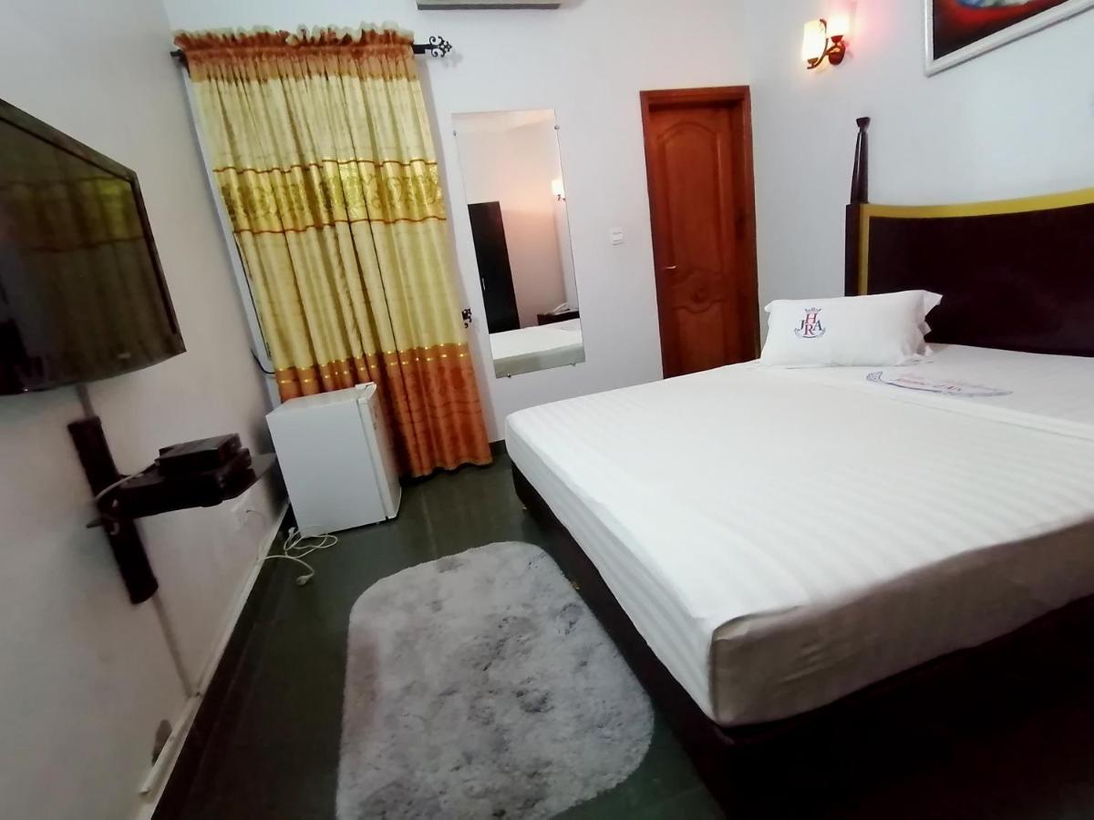 Hotel Residence Jeanne D'Arc Cotonou Kültér fotó